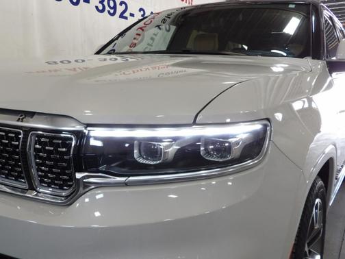 White 2022 Jeep Grand Wagoneer Series III