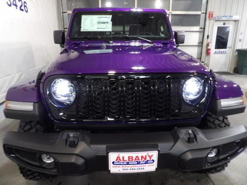 2026 Jeep Gladiator Sport