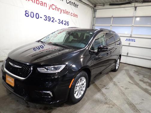 2022 Chrysler Pacifica Touring-L