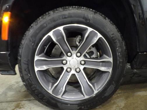 2024 Jeep Grand Wagoneer L Base