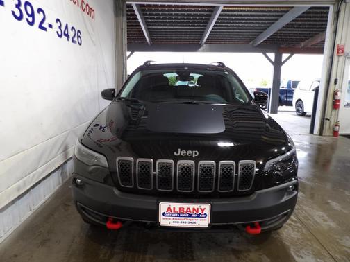 2022 Jeep Cherokee Trailhawk
