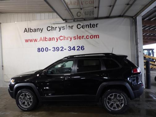 2022 Jeep Cherokee Trailhawk