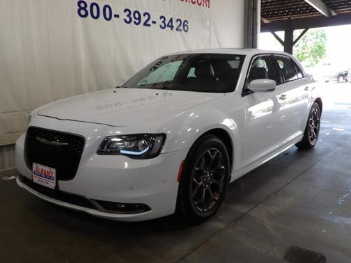 White 2016 Chrysler 300 S