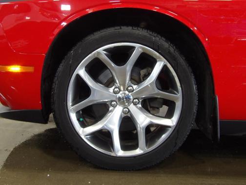 2015 Dodge Challenger SXT Plus