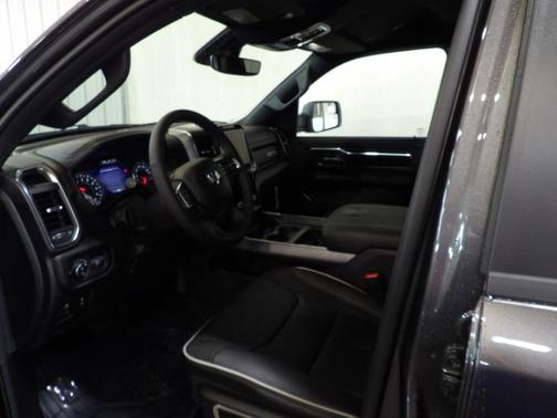Granite Crystal Clearcoat Metallic 2026 RAM 1500 Laramie