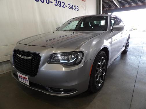 2017 Chrysler 300 S