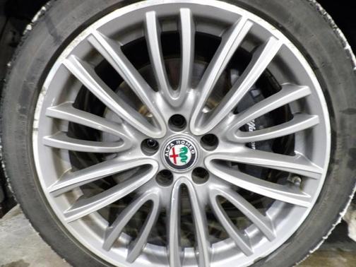 2017 Alfa Romeo Giulia Ti