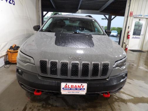 2022 Jeep Cherokee Trailhawk