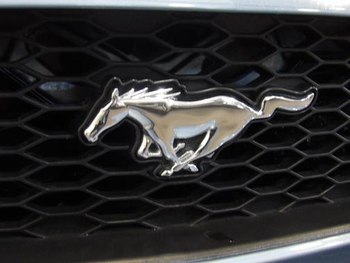 2005 Ford Mustang Premium