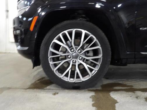 2021 Jeep Grand Cherokee L Summit