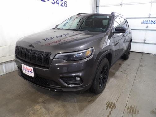 2023 Jeep Cherokee Altitude Lux