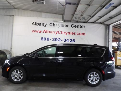 Black 2023 Chrysler Pacifica Touring-L