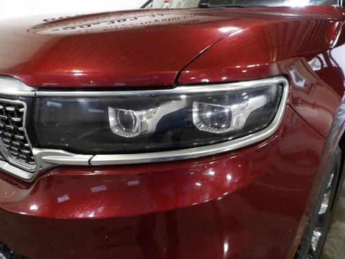 Velvet Red 2022 Jeep Grand Wagoneer Series III