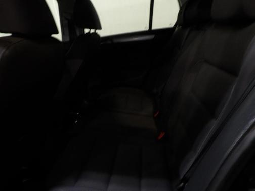 2011 Volkswagen Golf TDI