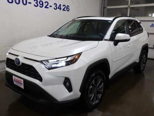 2022 Toyota RAV4 Hybrid XLE Premium
