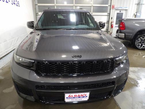 2024 Jeep Grand Cherokee L Laredo