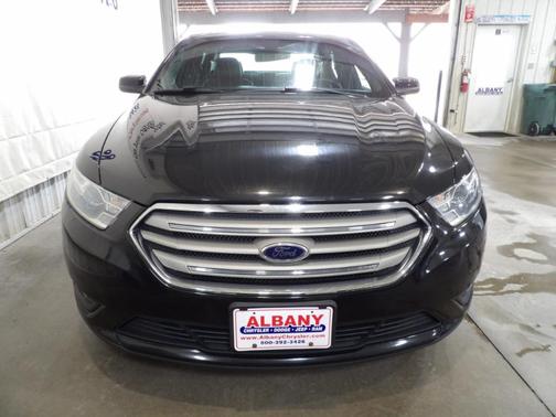 Black 2014 Ford Taurus SEL