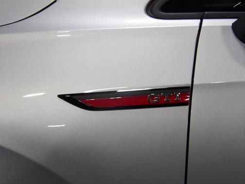 2024 Volkswagen Golf GTI 2.0T 380 S