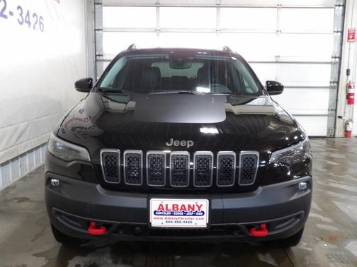 2022 Jeep Cherokee Trailhawk