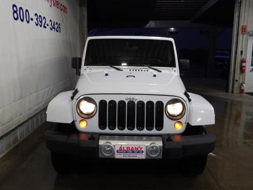 2012 Jeep Wrangler Unlimited Sahara