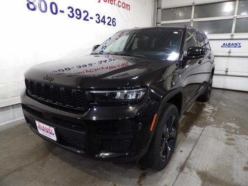 2022 Jeep Grand Cherokee L Laredo