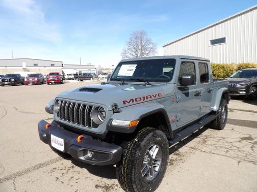 Anvil Clearcoat 2026 Jeep Gladiator Mojave