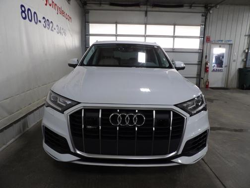 2023 Audi Q7 55 Premium Plus
