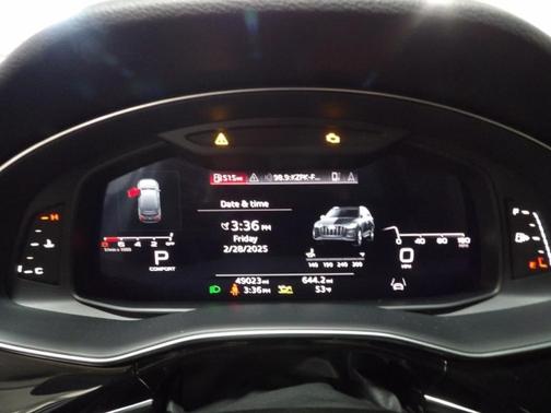 2023 Audi Q7 55 Premium Plus