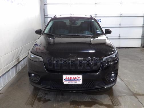 2023 Jeep Cherokee Altitude Lux