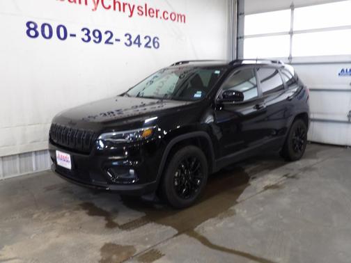 2023 Jeep Cherokee Altitude Lux