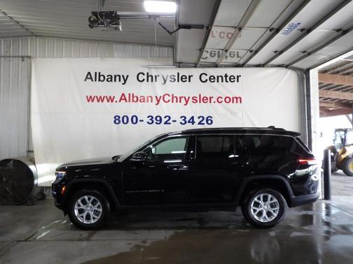 Black 2023 Jeep Grand Cherokee L Limited