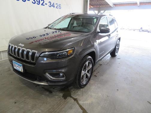 Photo 3 of 12 of 2019 Jeep Cherokee Limited 4WD