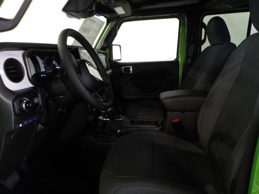 2025 Jeep Wrangler 4xe Sport
