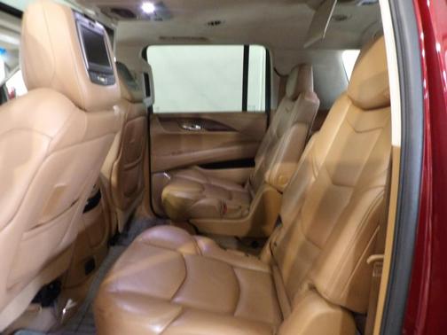 2016 Cadillac Escalade ESV Platinum