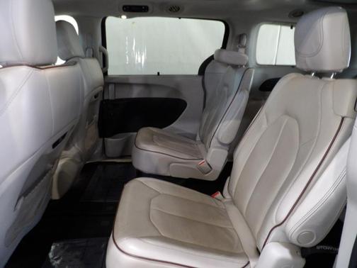 Gray 2020 Chrysler Pacifica Limited