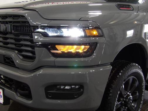 Ceramic Gray Clearcoat 2026 RAM 2500 Big Horn