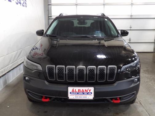 2022 Jeep Cherokee Trailhawk