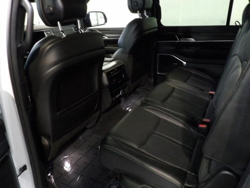 2023 Jeep Wagoneer L Series II