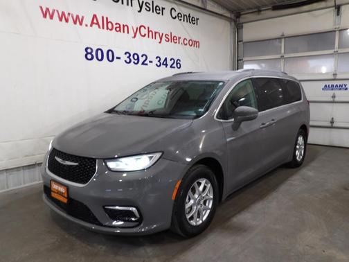 2022 Chrysler Pacifica Touring-L
