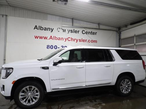 2023 GMC Yukon XL SLT