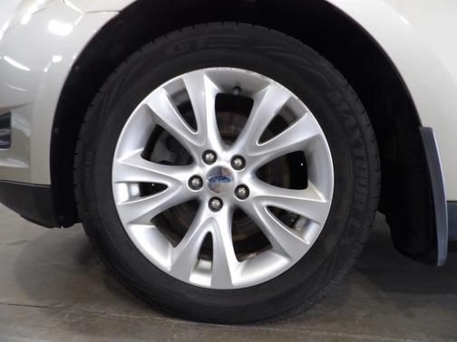 2011 Ford Taurus SEL