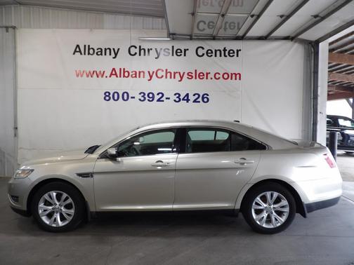 2011 Ford Taurus SEL