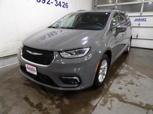 2022 Chrysler Pacifica Touring-L