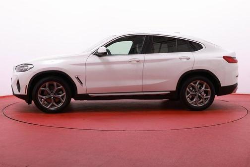 2022 BMW X4 xDrive30i