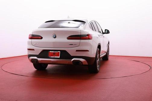 2022 BMW X4 xDrive30i