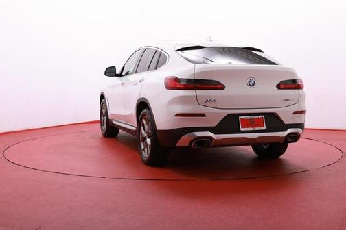 2022 BMW X4 xDrive30i