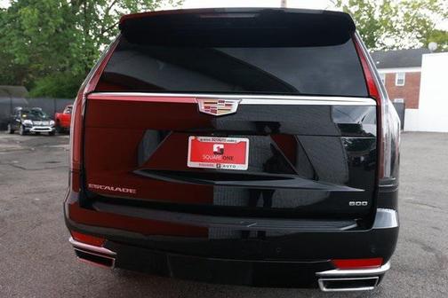 2023 Cadillac Escalade ESV Premium Luxury