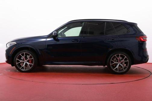 2022 BMW X5 M50i