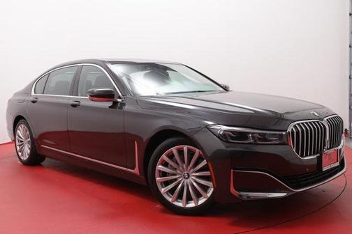 2022 BMW 740 i xDrive