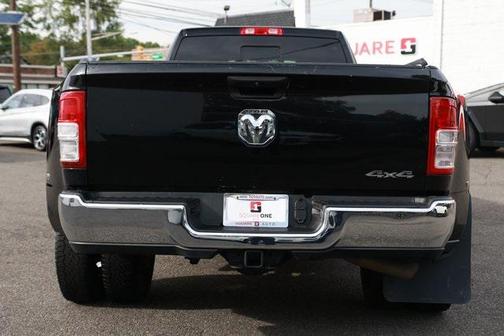 2021 RAM 3500 Tradesman Crew Cab 4x4 8' Box